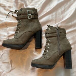 Women's Taupe Suede Lace-Up Block Heel Ankle Boots